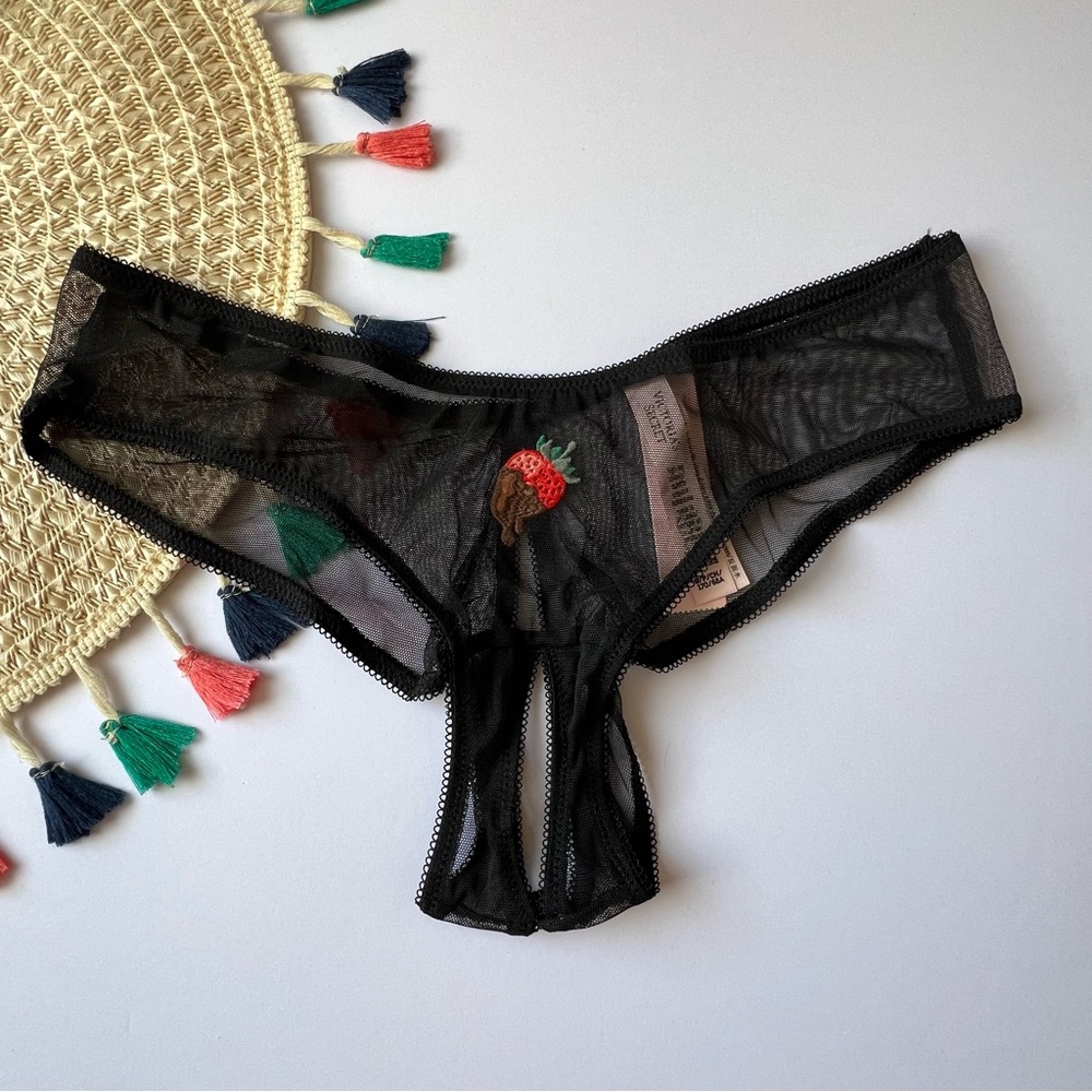 Victoria's Secret Mesh High-Leg Crotchless Cheeky Panty Black Strawberry S NEW